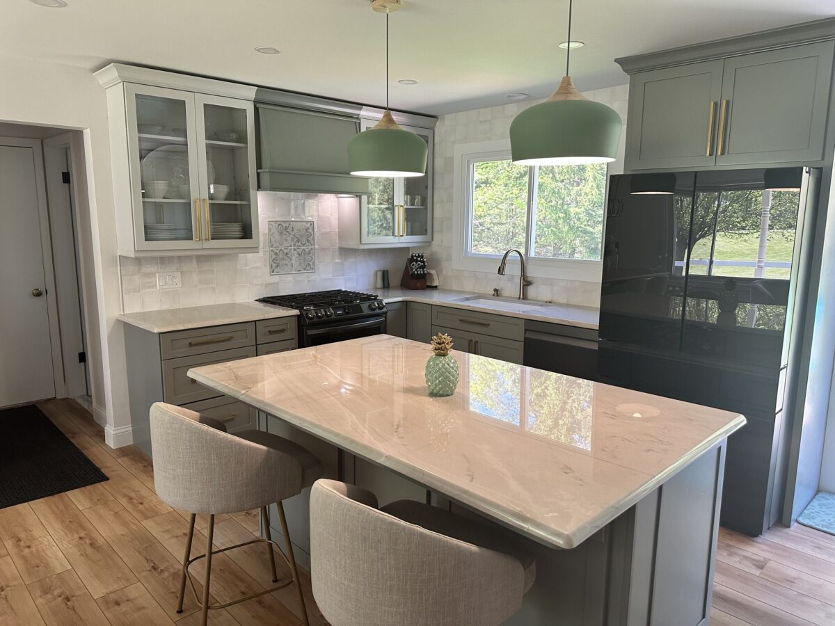 small kitchen remodel in Northville, MI