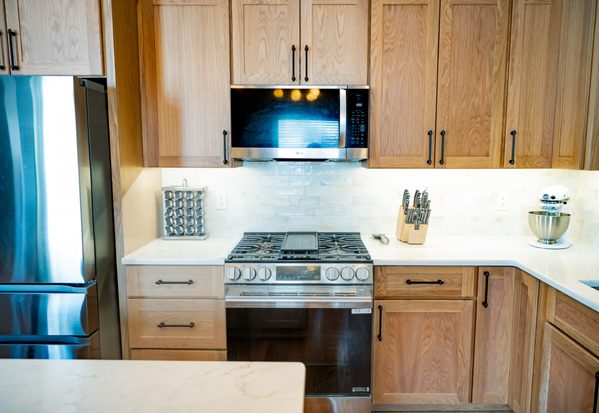 wood kitchen cabinets